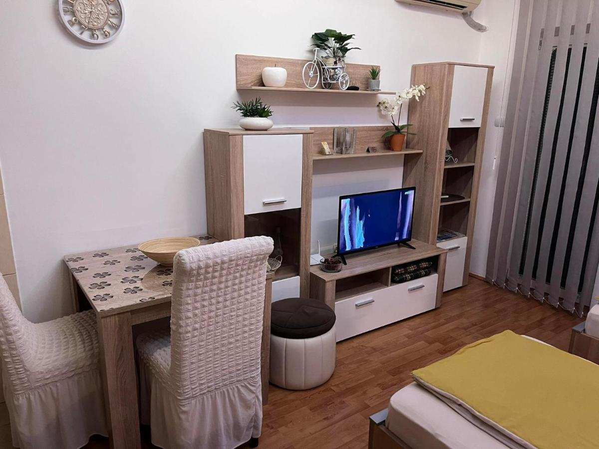Apartman Bondi 2 Kladovo Exterior photo